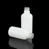 Bouteille de sérum cylindrique vide personnalisée de 100ml 20ml 15ml 30ml 50ml Bouteille d'huile en verre blanc Flacon compte-gouttes d'huile essentielle pour cheveux