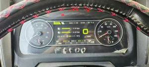 Grúa Usada Zoomlion ZTC250A5-3 de 25 Toneladas en Buen Estado, Componentes Duraderos, Elevación Segura para Obras de Construcción - Product Image 3