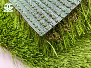 Césped Artificial de Plástico Resistente y Ecológico para Parques Públicos y Áreas Recreativas - Product Image 1