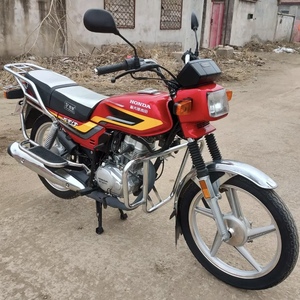 Motocicleta Honda WLX125 Usada <span class=keywords><strong>de</strong></span> Gasolina, 125cc, Clásica, <span class=keywords><strong>de</strong></span> Calle, <span class=keywords><strong>de</strong></span> <span class=keywords><strong>Segunda</strong></span> <span class=keywords><strong>Mano</strong></span>, en Buen Estado, Lista para Exportar - Product Image 1