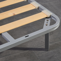 Cadre de lit contemporain à plateforme basse en métal et bois de hêtre avec sommier à lattes élastiques, solide et durable, pour matelas simple