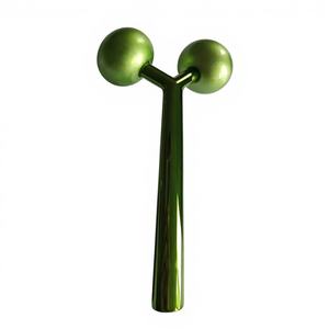 Rouleau de jade Aventurine verte de qualité supérieure pour le visage et le cou-Resserre la peau et réduit les ridules-Qualité spa - Product Image 2