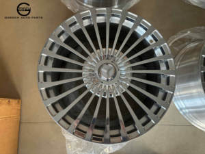 Bộ kit nâng cấp W221 lên W223 cho Mercedes-Benz S-class, nội ngoại thất Maybach hoàn chỉnh, đèn pha LED. - Product Image 5