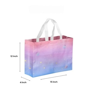 Sacs en papier personnalisés en gros, colorés et durables, pour l'emballage de jouets, cadeaux, vêtements pour enfants, avec impression UV sélective et dorure à chaud - Product Image 2