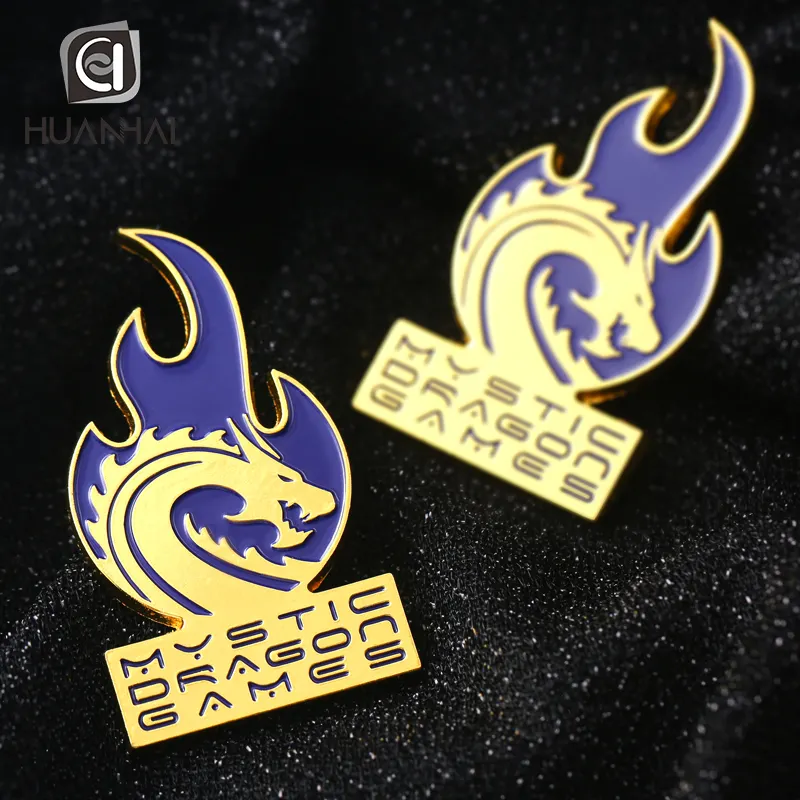 Broche en métal doré et personnalisé en forme de dragon, épingle avec logo en émail, bijoux féminins