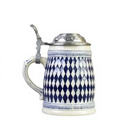 Chope à bière classique en porcelaine Bavaria Bayern - Capacité 700 ml - Motif d'écusson de lion 3D - Poignée à motif diamant - Écologique - Bière allemande
