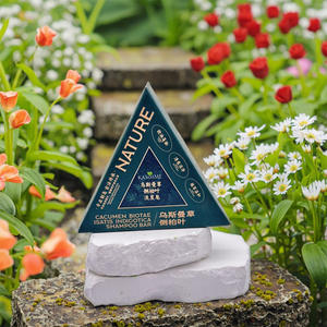 <span class=keywords><strong>Champú</strong></span> Natural Verde Triangular para el Crecimiento del Cabello, Jabón Artesanal <span class=keywords><strong>de</strong></span> Hierbas <span class=keywords><strong>de</strong></span> Usman para la Pérdida <span class=keywords><strong>de</strong></span> Cabello, Control <span class=keywords><strong>de</strong></span> Grasa, Barra <span class=keywords><strong>de</strong></span> <span class=keywords><strong>Champú</strong></span> - Product Image 1