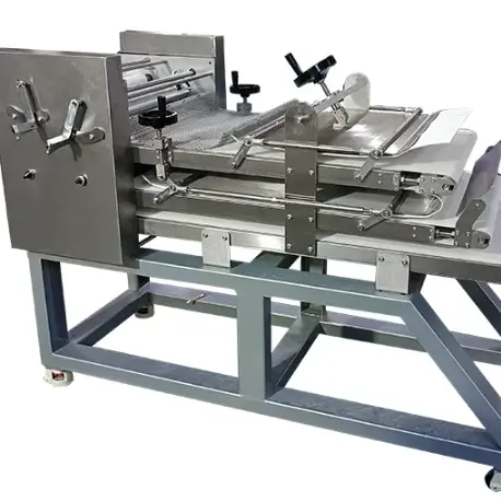 Máquina formadora de pan de diseño más nuevo y ahorro de energía Máquina formadora de tostadas de pan Máquina formadora de pan Baguette