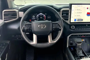 二手2024 2025丰田-苔原双驾驶室有限公司4WD V6涡轮增压左舵驾驶/右舵驾驶处于良好工作状态的特殊交易 - Product Image 5