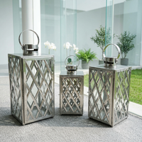 Lanternes à bougies en acier inoxydable brillant, style tendance, en gros, différentes tailles, pour la décoration de la maison et les mariages
