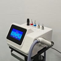 Ventes chaudes, machine portable de suppression de tatouage, d'élimination des points noirs, de peeling au carbone, de picoseconde-laser, 7 langues