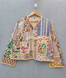 Nuevo abrigo acolchado de algodón hecho a mano para mujer, estilo invierno, con estampado indio, estilo bohemio, regalo para ella. - Product Image 1