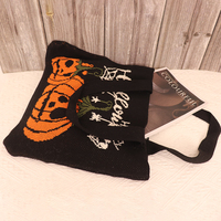 Sac fourre-tout tricoté Citrouille d'Halloween avec motif toile d'araignée, ouverture supérieure, personnalisable avec logo, vente en gros – Votre design pour un joyeux Halloween
