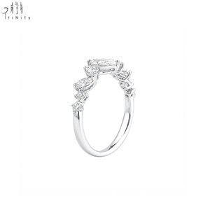Bague de luxe artisanale de haute qualité pour usage quotidien, en or blanc massif 18 carats avec diamants naturels à taille mixte, vente en gros - Product Image 3