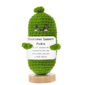 Poupées en crochet Positive Pickle avec cœur, pour le soutien émotionnel, cadeaux en crochet en forme de légumes positifs, cadeau fait main pour le soutien émotionnel - Product Image 4