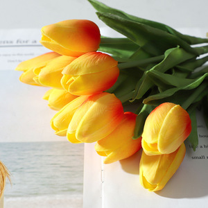 Vente en gros <span class=keywords><strong>prix</strong></span> faux artificiel PU <span class=keywords><strong>tulipe</strong></span> fleur bouquet fausse fleur décorative fleur <span class=keywords><strong>tulipe</strong></span> en vrac pour la décoration de la maison - Product Image 6