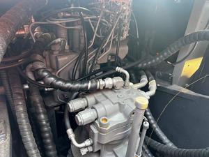 Excavadora Hitachi ZX200 Usada de 20 Toneladas con Buen Rendimiento, Certificación CE y EPA, Motor, Caja de Cambios, Bomba, Rodamientos, Pocas Horas de Trabajo, Origen Japón - Product Image 4