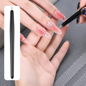 Nouvel Outil de Manucure en Gros : Stylo Magnétique Puissant pour Perles Métalliques et Accessoires de Nail Art - Product Image 5