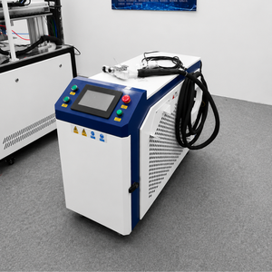 Machine de découpe, soudage et nettoyage au laser à fibre multifonction 3 en 1 1000w 1500w 2000w 3000w pour métal à bas prix - Product Image 1