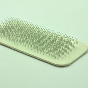 Baoli ODM Personalização De Madeira Pet <span class=keywords><strong>Dog</strong></span> Slicker Escova Colorido Pin Pad <span class=keywords><strong>Grooming</strong></span> Tools OEM 1000pcs MOQ para Almofada de Cores Diferentes - Product Image 4