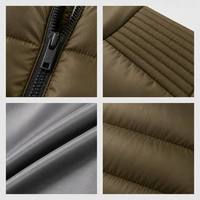 Olive Leichtgewichtige Stehkragen-Pufferjacke für Herren OEM Benutzerdefiniertes Logo Wasserdichte Gänsedaunenjacke Hersteller Private Label