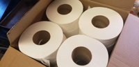 Papier hygiénique en rouleau, pâte de bois vierge, doux, facile à rincer, usage public, vrac.
