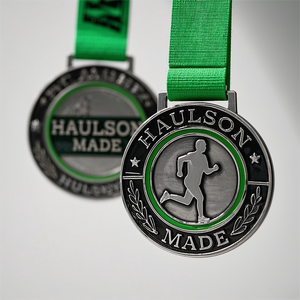 Médaille de sport personnalisée de haute qualité en gros, nouvelle récompense, impression UV, plaquée argent, médaille de course en métal pour souvenir - Product Image 4