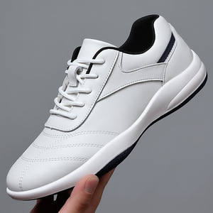 Zapatillas Deportivas Casuales de Cuero para Hombre, Color Blanco, Suela Suave, con Cordones Delanteros, Color Sólido, Origen Wenzhou - Product Image 1