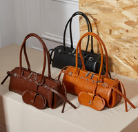 Tas Selempang Wanita Kulit Asli Model Retro Trendi Keren Gaya Sausage French Stick