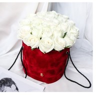 Boîte cylindrique en carton pour bouquet de roses fraîches, emballage cadeau de luxe personnalisé avec décoration florale, boîte cadeau en velours pour la Saint-Valentin
