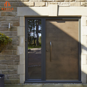 Cửa gỗ hai lớp với lõi gỗ gụ dày 6cm và khe hở không khí để cách nhiệt cực - Product Image 5