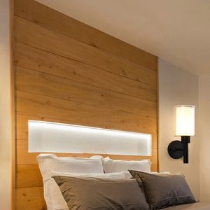 Appliques murales modernes de style américain Lampes murales de tête de chambre à coucher à personnalité simple avec corps en verre à lumière LED pour une utilisation en intérieur - Product Image 3