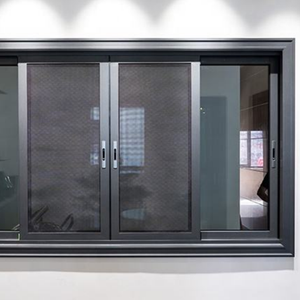 Ventana Corredera de Aluminio Minimalista con Marco Delgado, Personalizable, para Armonizar el Estilo de Fachadas de Complejos Comerciales y Boutiques - Product Image 1