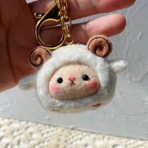 Kit de feutrage DIY avec tutoriel vidéo complet pour créer votre propre petite poupée mouton, cadeau pour couple, pendentif, marque HS - Product Image 3