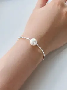Minimalist New Design Hypoallergenic S925 Sterling Silver Bracelet Rhodium Plated Beaded Shell Pearl Pendant Bracelets For Women