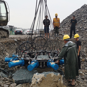 Duurzame palenbreker hydraulische machine voor het snijden van ronde en vierkante palen voor bruggenbouw - Product Image 1
