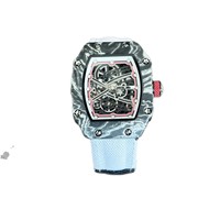 Montre de sport haut de gamme pour homme à mouvement à quartz, boîtier en alliage de fibre de carbone ultra-fin de forme tonneau, bracelet en toile lumineux, étanche 30M