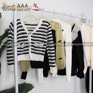 <span class=keywords><strong>Abbigliamento</strong></span> Usato KungFu KingAAA di Qualità, Lotti Misti all'Ingrosso da Guangzhou, Magliette Invernali <span class=keywords><strong>a</strong></span> Maniche Lunghe per Donna, Pulite - Product Image 4