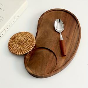 Plateaux en bois personnalisés pour le petit-déjeuner, le thé, le pain, le lait, les desserts, les collations, le thé de l'après-midi - Design moderne et écologique pour hôtel - Product Image 2