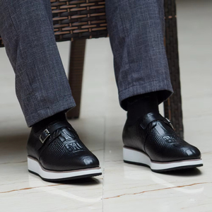 Chaussures habillées pour hommes en cuir véritable britannique de haute qualité, design de luxe pour affaires, à lacets, motif fait main, très vendues - Product Image 4