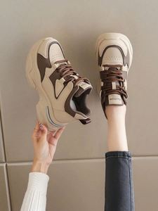 Zapatillas Deportivas de Tacón Oculto Estilo Vintage para Mujer, Plataforma de 8 cm, Zapatos Cómodos y Versátiles que Aumentan la Estatura, Ideales para Mujeres Pequeñas - Product Image 3
