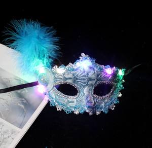 Máscaras <span class=keywords><strong>de</strong></span> Plumas LED Brillantes <span class=keywords><strong>de</strong></span> Princesa <span class=keywords><strong>de</strong></span> Carnaval, Máscaras Venecianas <span class=keywords><strong>de</strong></span> Encaje Pintado con Plumas Brillantes <span class=keywords><strong>para</strong></span> Fiesta <span class=keywords><strong>de</strong></span> Baile, <span class=keywords><strong>para</strong></span> <span class=keywords><strong>Mujer</strong></span> - Product Image 3