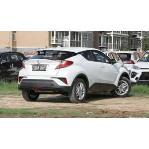 Trendy Crossover : <span class=keywords><strong>Toyota</strong></span> <span class=keywords><strong>CHR</strong></span> <span class=keywords><strong>2018</strong></span>, modèle avec toit ouvrant, moteur 2.0L, style unique, bien équipé, excellent rapport qualité-<span class=keywords><strong>prix</strong></span> - Product Image 1