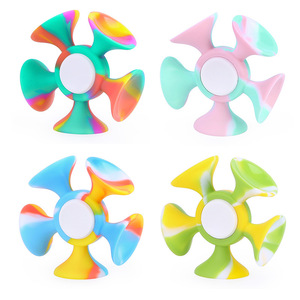 Kean Fidget Spinner à ventouse en silicone, couleurs mélangées, jouet portable anti-stress pour enfants de 5 à 7 ans, unisexe - Product Image 5