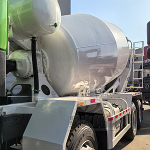 Fabrikpreis Tragbare Diesel-Trommelwalzen Automatischer Zementmischer-LKW Mit 64 Howo 64 6cbm Betonmischer-LKW - Product Image 5