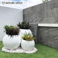 Pot Bunga Besar dari Fiberglass dengan Lapisan Bubuk Putih untuk Dekorasi Rumah & Taman Hotel, Indoor/Outdoor, Promosi