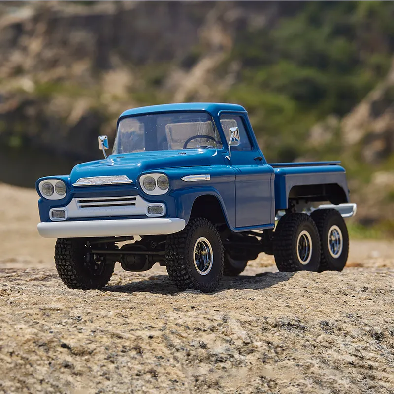 FMS 1/18 Apache 2.4G modello di simulazione auto da arrampicata a sei ruote motrici Rc telecomando Pickup Boy regalo