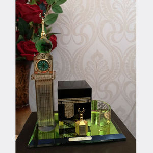 Modèle de la Mecque et de la Kaaba en cristal plaqué or luxueux - Product Image 2
