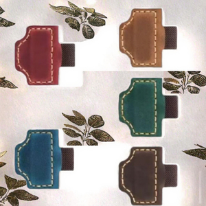Portaplumas Magnético de Cuero 100% Genuino Hecho a Mano, Clip para Lápiz, Marcador de Libros Moderno Reutilizable con Grabado, para Cuadernos, Diarios y Lectores - Product Image 3