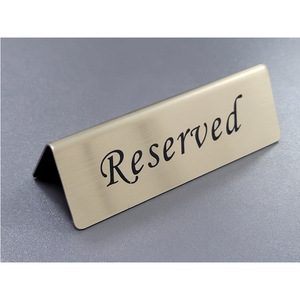 Panneau de réservation de table réutilisable en aluminium, signalétique empilable en métal style tente pour salles de réunion, salles de conseil, mariages et étiquettes de table pour fêtes - Product Image 5
